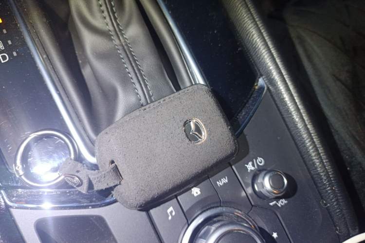 Used Mazda CX-5 2024 2.0L Automatic Two-Wheel Drive ZhiShang Version Vehicle Key