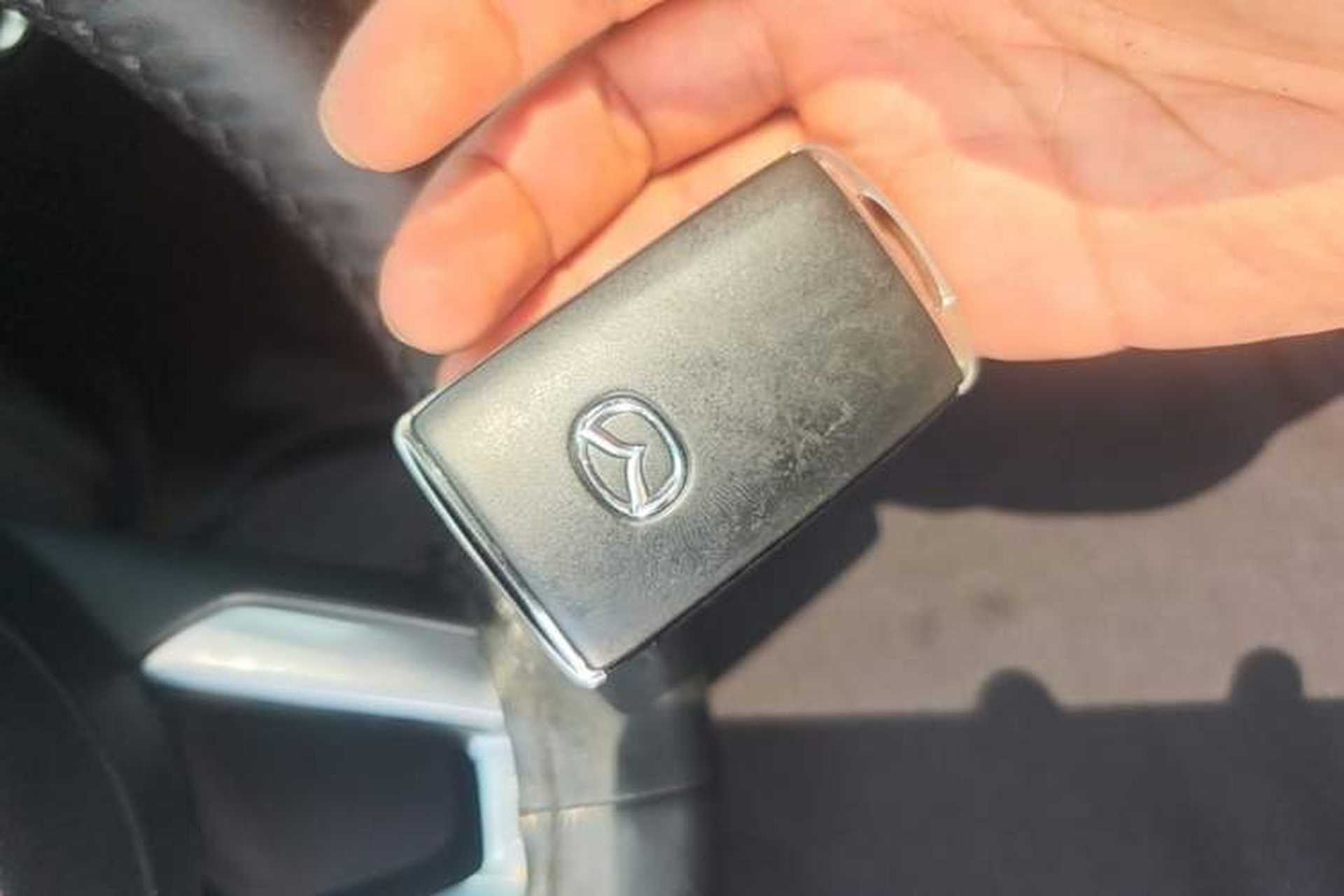 Used Mazda CX-5 2024 2.0L Automatic Two-Wheel Drive ZhiShang Version Vehicle Key