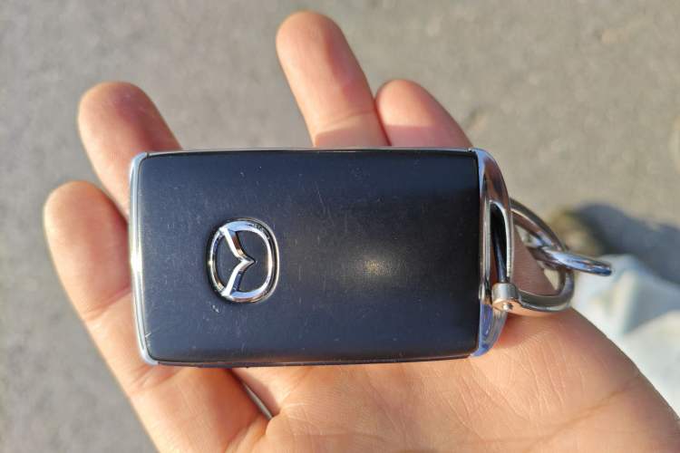 Used Mazda CX-5 2024 2.0L Automatic Two-Wheel Drive Comfort Version Vehicle Key