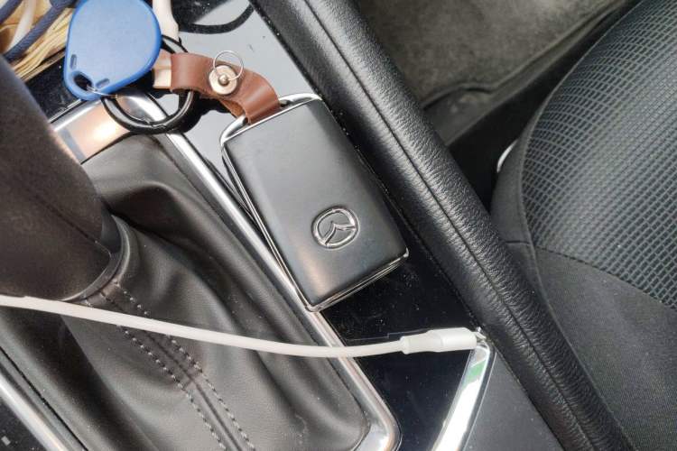 Used Mazda CX-5 2024 2.0L Automatic Two-Wheel Drive Comfort Version Vehicle Key