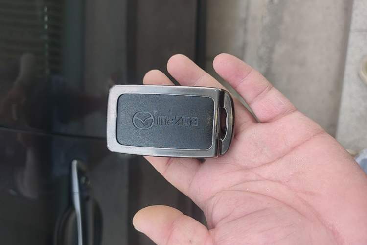 Used Mazda CX-5 2024 2.0L Automatic Two-Wheel Drive ZhiShang Version Vehicle Key