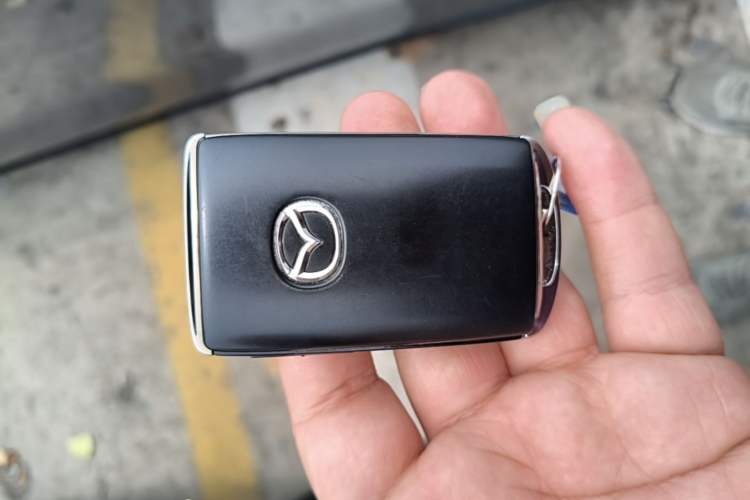 Used Mazda CX-5 2024 2.0L Automatic Two-Wheel Drive Comfort Version Vehicle Key