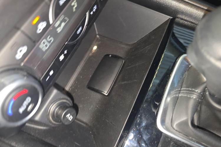 Used Mazda CX-5 2024 2.0L Automatic Two-Wheel Drive Comfort Version Vehicle Key