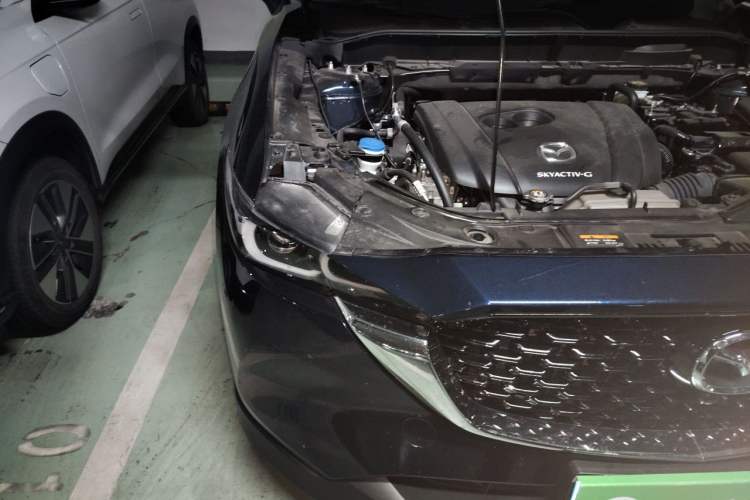 Used Mazda CX-5 2024 2.0L Automatic Two-Wheel Drive Comfort Version Right Front Headlight