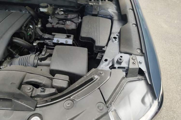 Used Mazda CX-5 2024 2.0L Automatic Two-Wheel Drive ZhiShang Version Engine Bay Left