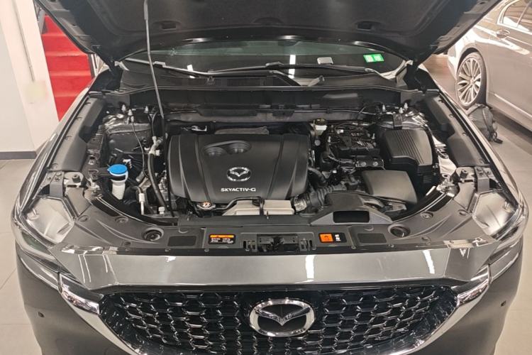 Used Mazda CX-5 2024 2.0L Automatic Two-Wheel Drive ZhiShang Version Engine Bay