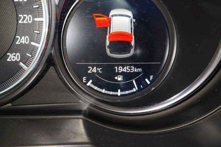 Used Mazda CX-5 2024 2.0L Automatic Two-Wheel Drive Comfort Version Odometer Close Up