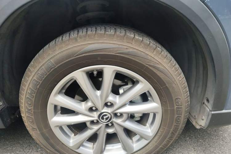 Used Mazda CX-5 2024 2.0L Automatic Two-Wheel Drive ZhiShang Version Right Front Wheel Hub