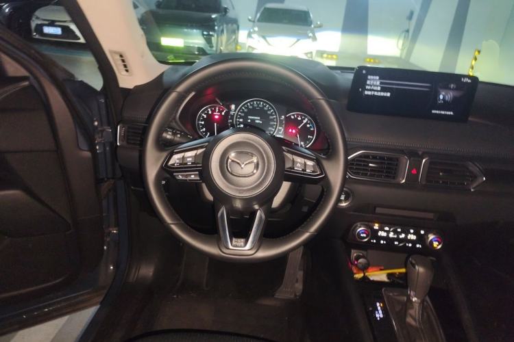 Used Mazda CX-5 2024 2.0L Automatic Two-Wheel Drive ZhiShang Version Steering Wheel