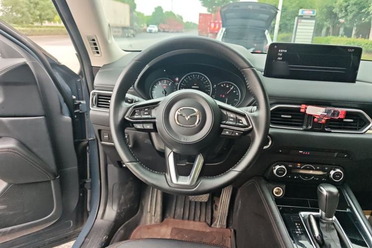 Used Mazda CX-5 2024 2.5L Automatic Two-Wheel Drive ZhiZun Version Steering Wheel