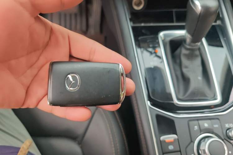 Used Mazda CX-5 2024 2.5L Automatic Two-Wheel Drive ZhiZun Version Vehicle Key