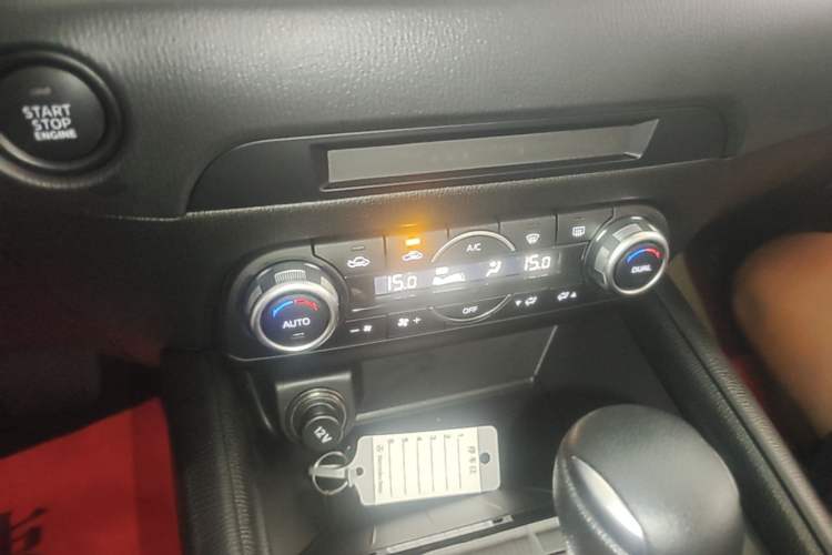 Used Mazda CX-5 2024 2.0L Automatic Two-Wheel Drive Comfort Version Audio And AC Panel
