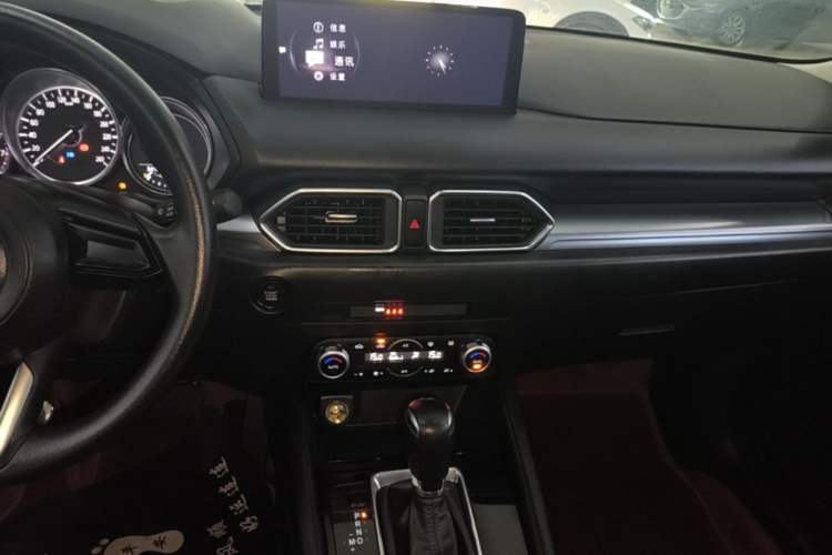 Used Mazda CX-5 2024 2.0L Automatic Two-Wheel Drive Comfort Version Audio And AC Panel