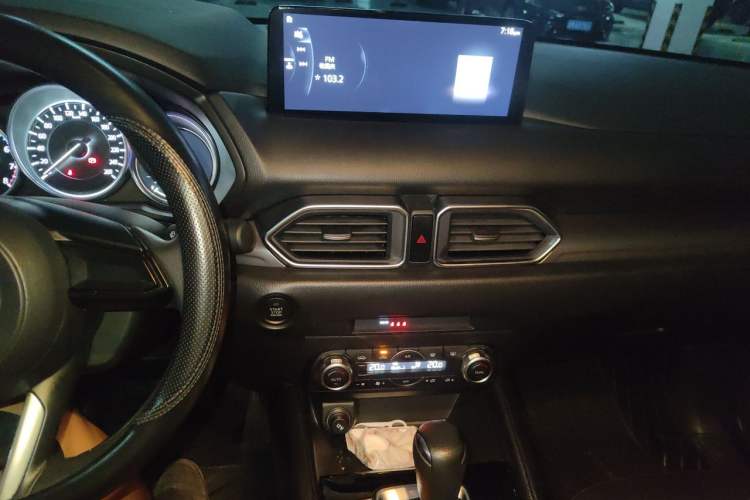 Used Mazda CX-5 2024 2.0L Automatic Two-Wheel Drive Comfort Version Audio And AC Panel