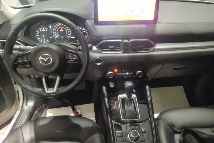 Used Mazda CX-5 2024 2.0L Automatic Two-Wheel Drive ZhiShang Version Audio And AC Panel
