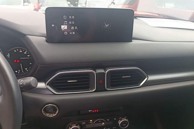 Used Mazda CX-5 2024 2.0L Automatic Two-Wheel Drive ZhiShang Version Audio And AC Panel