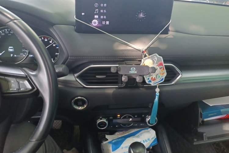 Used Mazda CX-5 2024 2.0L Automatic Two-Wheel Drive ZhiShang Version Audio And AC Panel