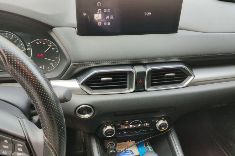 Used Mazda CX-5 2024 2.0L Automatic Two-Wheel Drive ZhiShang Version Audio And AC Panel