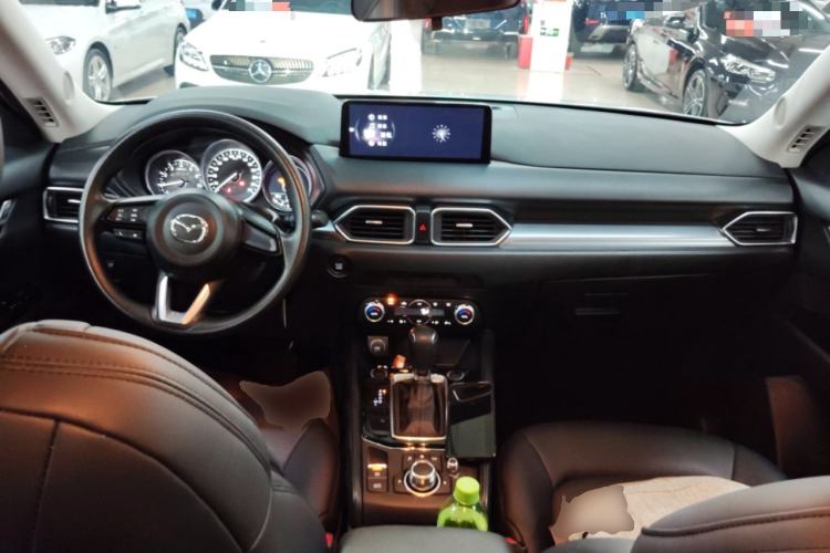 Used Mazda CX-5 2024 2.0L Automatic Two-Wheel Drive Comfort Version Center Console