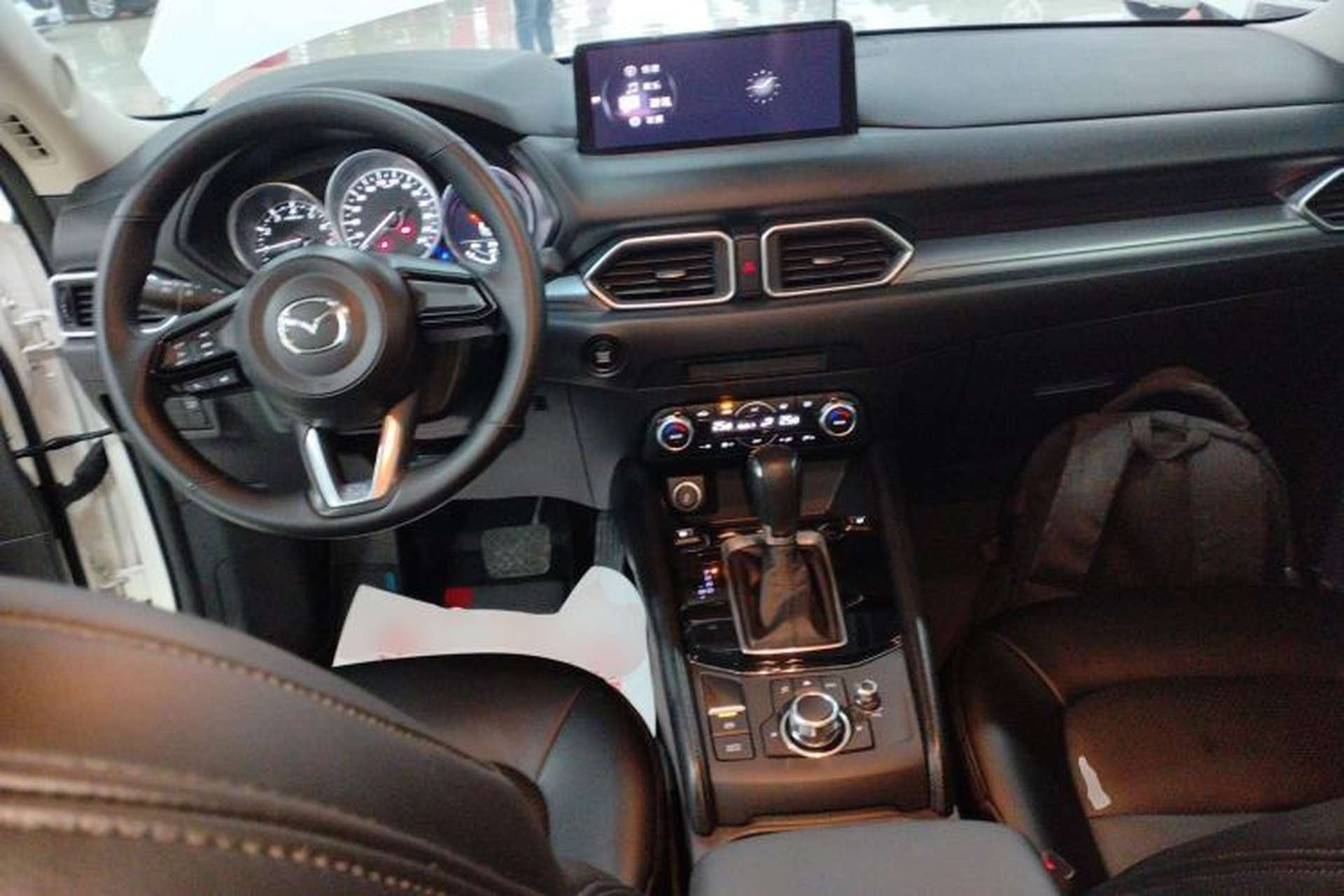 Used Mazda CX-5 2024 2.0L Automatic Two-Wheel Drive Comfort Version Center Console