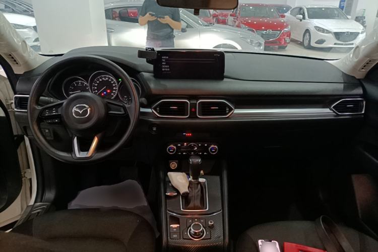 Used Mazda CX-5 2024 2.0L Automatic Two-Wheel Drive Comfort Version Center Console