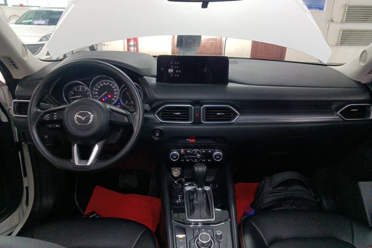 Used Mazda CX-5 2024 2.0L Automatic Two-Wheel Drive Comfort Version Center Console