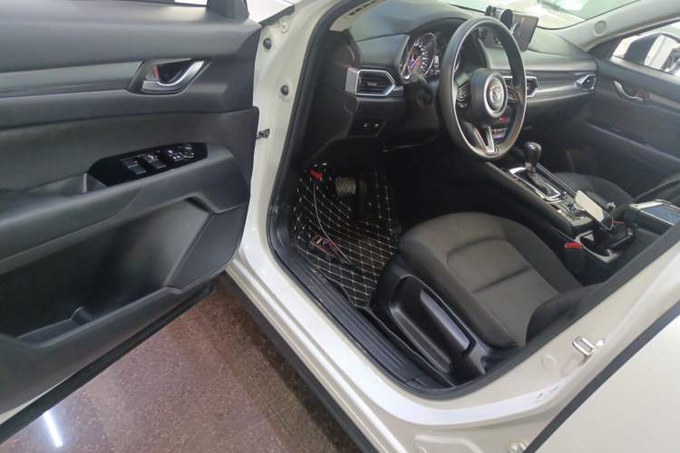 Used Mazda CX-5 2024 2.0L Automatic Two-Wheel Drive Comfort Version Driver Seat
