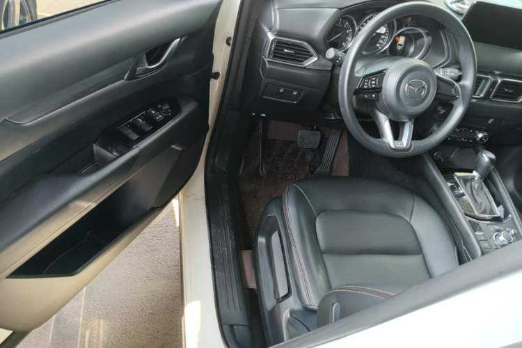Used Mazda CX-5 2024 2.0L Automatic Two-Wheel Drive Comfort Version Driver Seat