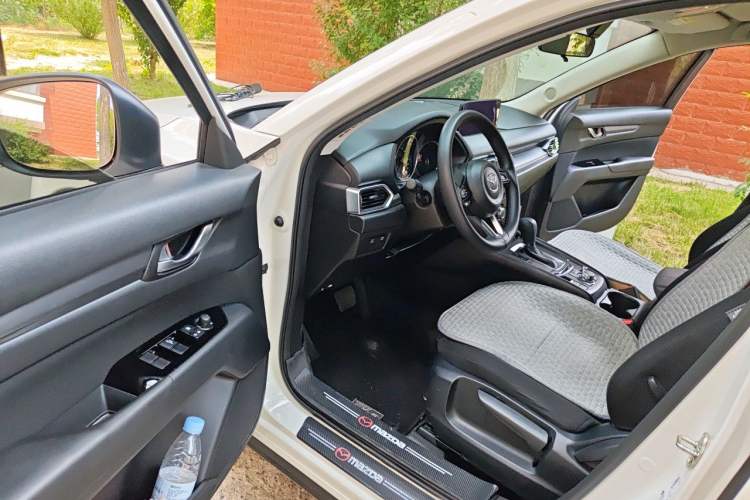 Used Mazda CX-5 2024 2.0L Automatic Two-Wheel Drive Comfort Version Driver Seat