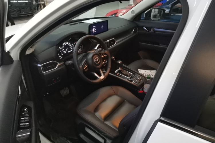Used Mazda CX-5 2024 2.0L Automatic Two-Wheel Drive ZhiShang Version Driver Seat