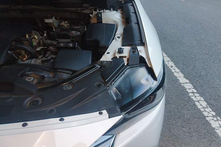 Used Mazda CX-5 2024 2.5L Automatic Two-Wheel Drive ZhiZun Version Engine Bay Left