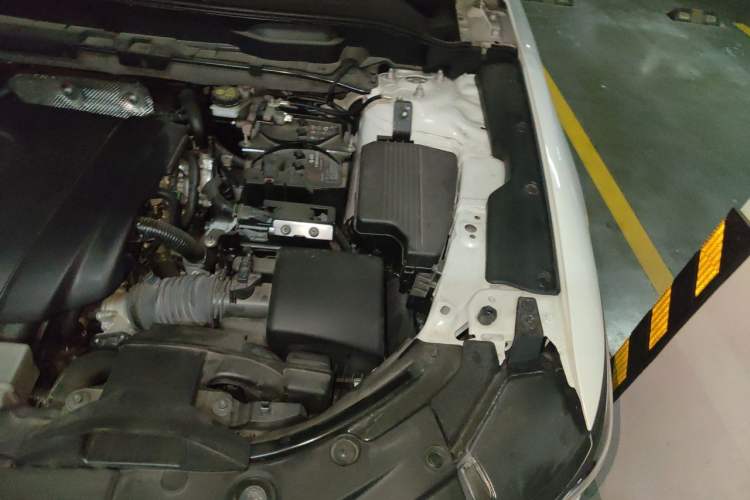 Used Mazda CX-5 2024 2.0L Automatic Two-Wheel Drive Comfort Version Engine Bay Left