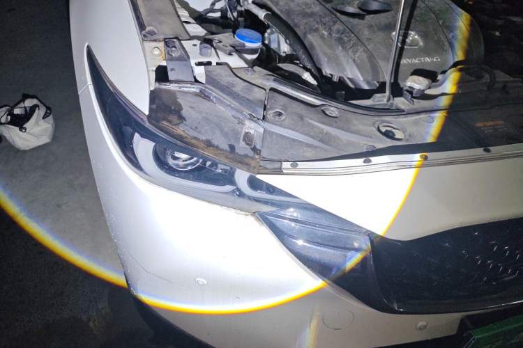 Used Mazda CX-5 2024 2.0L Automatic Two-Wheel Drive ZhiShang Version Engine Bay Right