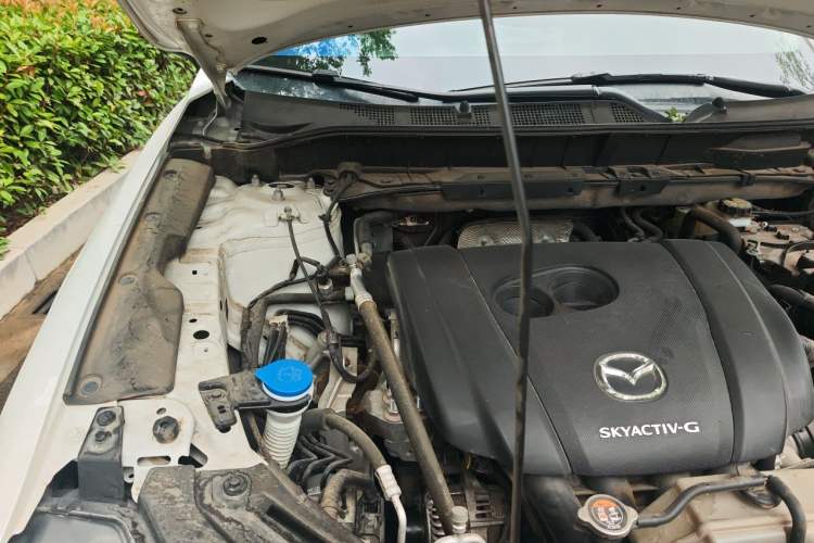 Used Mazda CX-5 2024 2.0L Automatic Two-Wheel Drive ZhiShang Pro Engine Bay Right