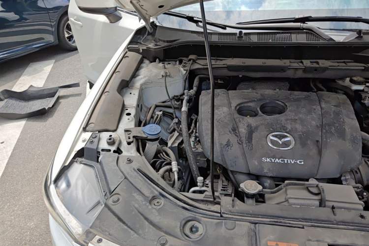 Used Mazda CX-5 2024 2.0L Automatic Two-Wheel Drive Comfort Version Engine Bay Right
