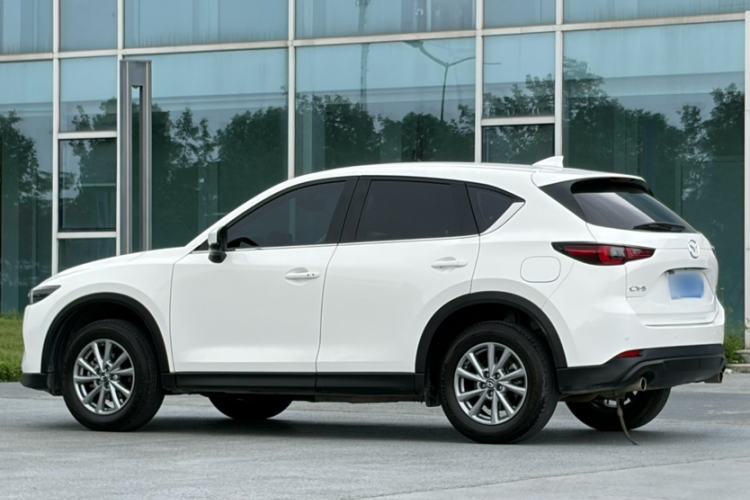 Used Mazda CX-5 2024 2.0L Automatic Two-Wheel Drive ZhiShang Version Exterior 3