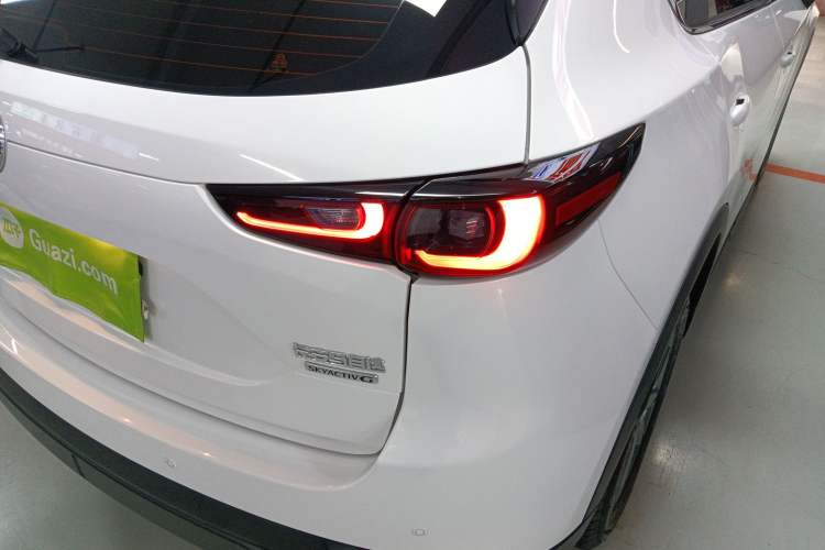 Used Mazda CX-5 2024 2.0L Automatic Two-Wheel Drive Comfort Version Exterior 3