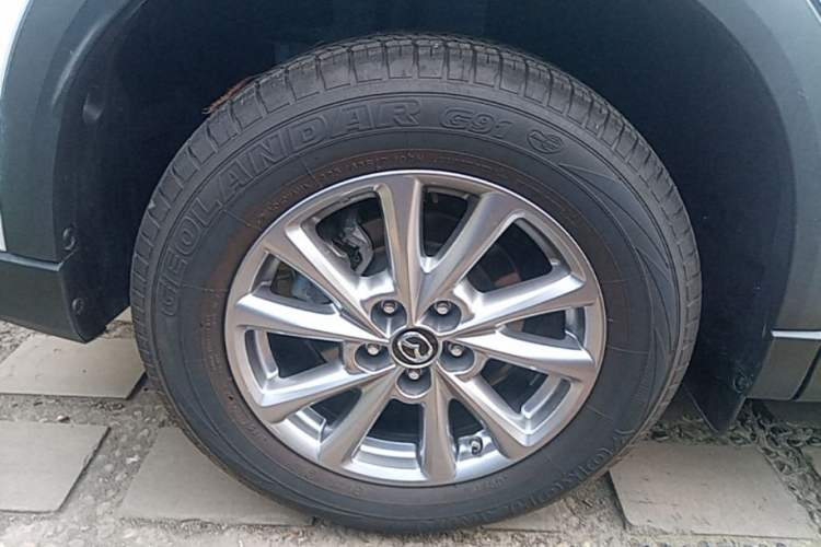 Used Mazda CX-5 2024 2.0L Automatic Two-Wheel Drive Comfort Version Exterior 5