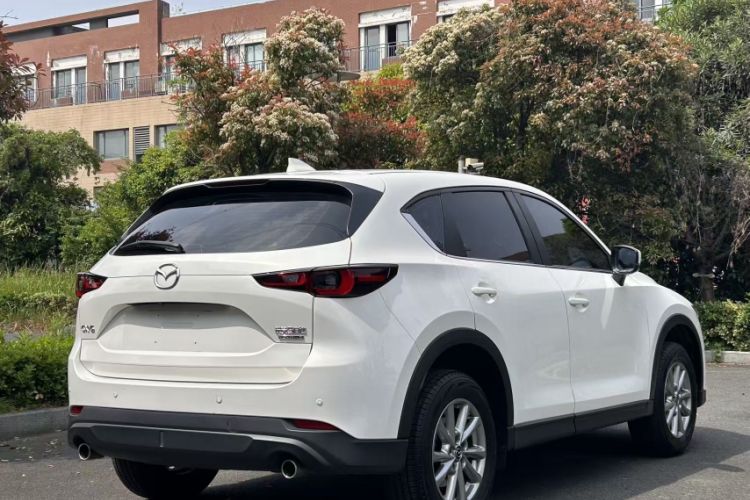 Used Mazda CX-5 2024 2.0L Automatic Two-Wheel Drive Comfort Version Exterior 5