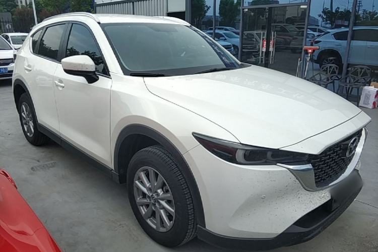 Used Mazda CX-5 2024 2.0L Automatic Two-Wheel Drive Comfort Version Front Right 45 Deg