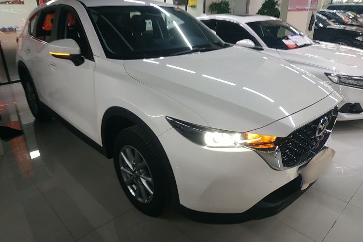 Used Mazda CX-5 2024 2.0L Automatic Two-Wheel Drive ZhiShang Version Front Right 45 Deg