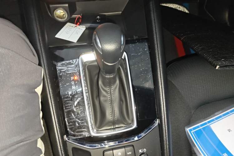Used Mazda CX-5 2024 2.0L Automatic Two-Wheel Drive Comfort Version Gear Lever