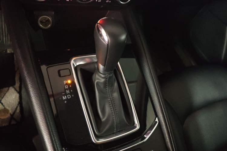 Used Mazda CX-5 2024 2.0L Automatic Two-Wheel Drive ZhiShang Pro Gear Lever
