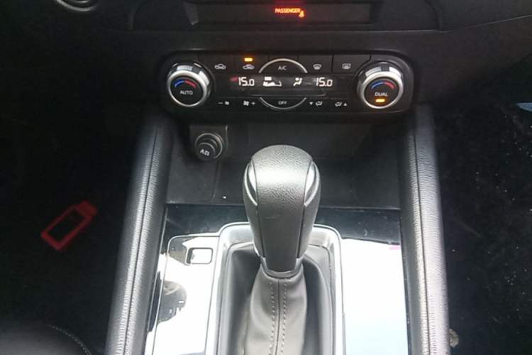 Used Mazda CX-5 2024 2.0L Automatic Two-Wheel Drive Comfort Version Gear Lever