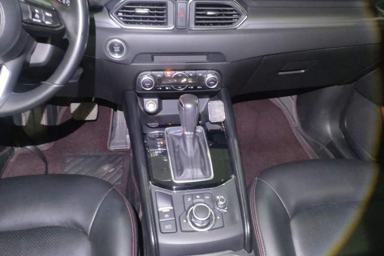 Used Mazda CX-5 2024 2.0L Automatic Two-Wheel Drive ZhiShang Version Gear Lever