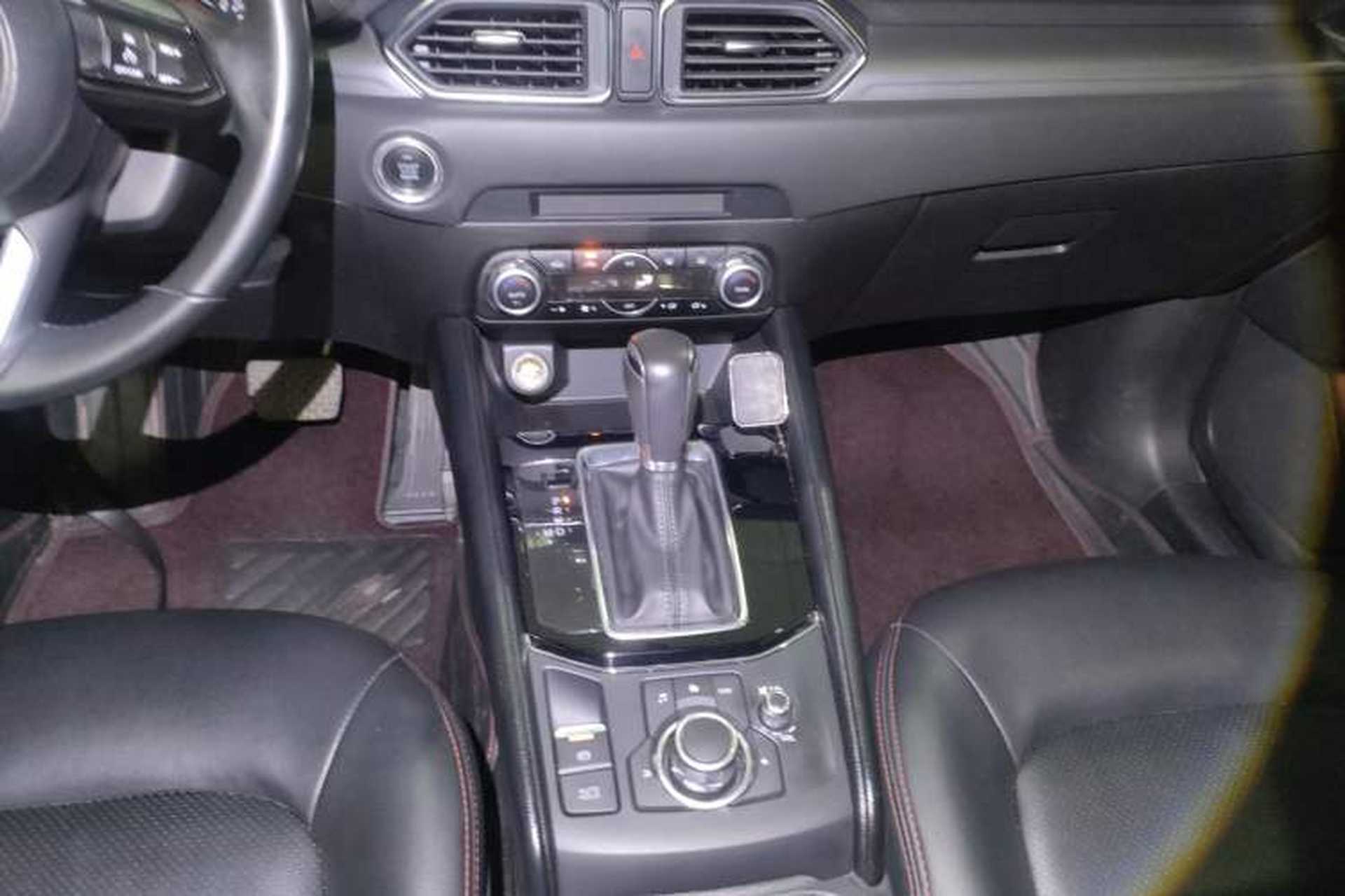 Used Mazda CX-5 2024 2.0L Automatic Two-Wheel Drive ZhiShang Version Gear Lever
