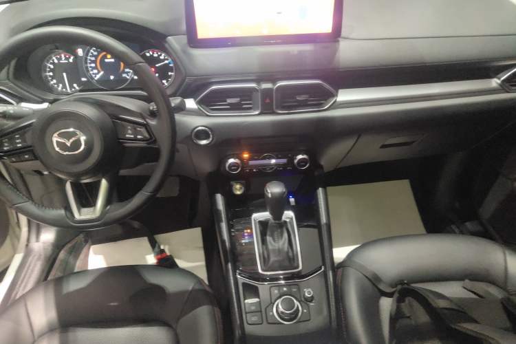 Used Mazda CX-5 2024 2.0L Automatic Two-Wheel Drive ZhiShang Version Gear Lever
