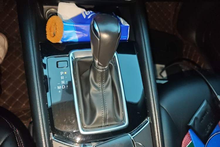Used Mazda CX-5 2024 2.0L Automatic Two-Wheel Drive ZhiShang Version Gear Lever
