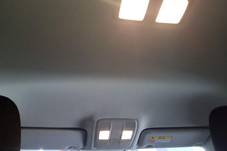 Used Mazda CX-5 2024 2.0L Automatic Two-Wheel Drive Comfort Version Headliner