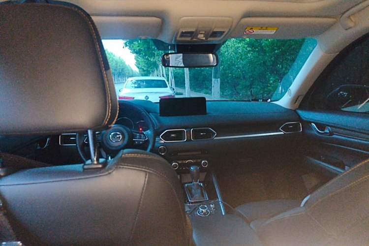 Used Mazda CX-5 2024 2.5L Automatic Two-Wheel Drive ZhiZun Version Headliner